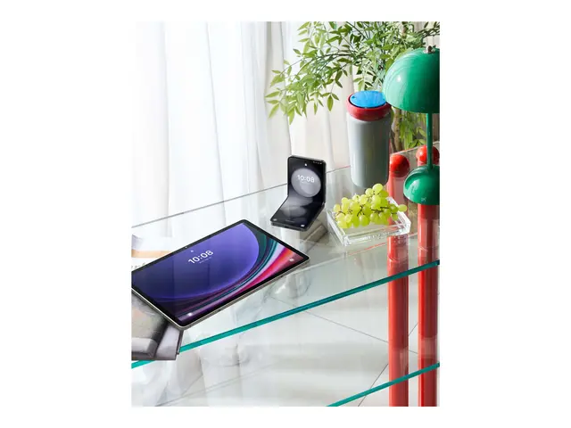 2nd-B Galaxy Z Flip5 256 Gray B-grade | Brukt 2 års garanti Grade ...