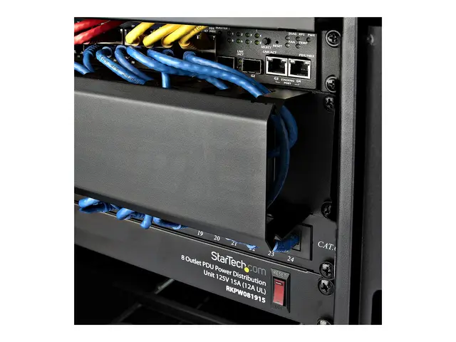 StarTech.com Horizontal 2U Server Rack Cable Management Finger Duc...