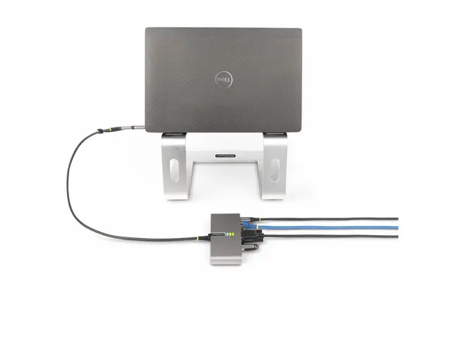 StarTech.com 2-Port USB-C/USB-A Hub with GbE and RS232 Serial, 2x ...