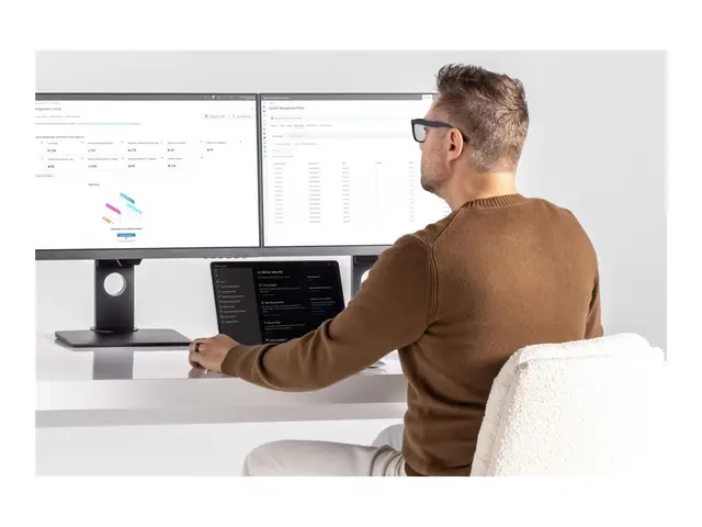 Microsoft Surface Laptop for Business - 7th Edition Copilot+ PC - 15" - Intel Core Ultra 7 - 268V - 32 GB RAM - 1 TB SSD - Windows 11 Pro 