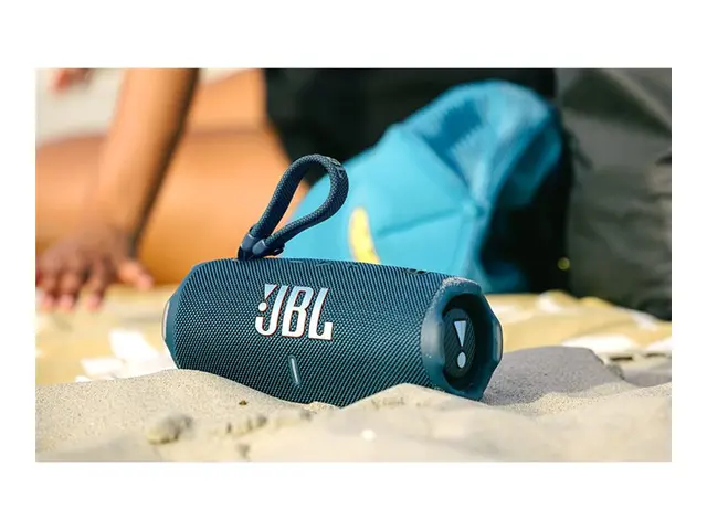 JBL Charge 6 - Høyttaler - for bærbar bruk trådløs - Bluetooth - Appstyrt - 40 watt - toveis - blå 