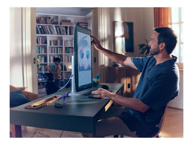 HP EliteStudio 8 G1i AI - alt-i-ett Core Ultra 7 265 2.4 GHz vPro ...