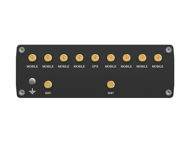 Teltonika RUTM52 - Trådløs ruter WWAN 5-port svitsj 1GbE, 5G, LTE,...