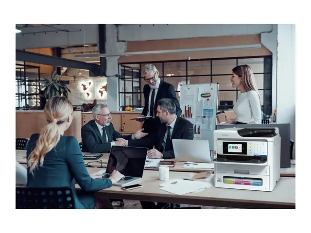 Epson WorkForce Pro EM-C800RDWF - Multifunksjonsskriver farge ink-...