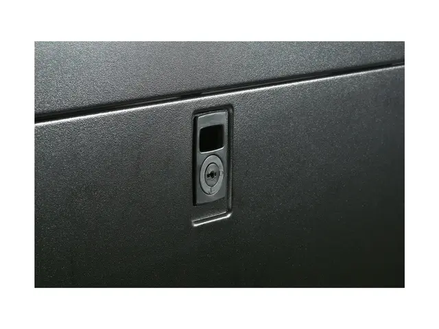 APC NetShelter SX - Rack svart 24U 19" TAA-samsvar for P/N: SURT15...
