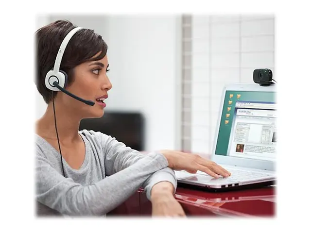 Logitech Stereo Headset H150 - Hodesett - on-ear - kablet - kokosnøtt