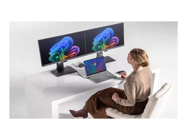 Microsoft Surface Laptop Copilot+ PC for Business - 7th Edition 13...