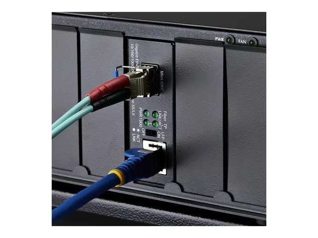 StarTech.com - Fibermedieomformer 1GbE over fiberoptikk 1000Base-T...