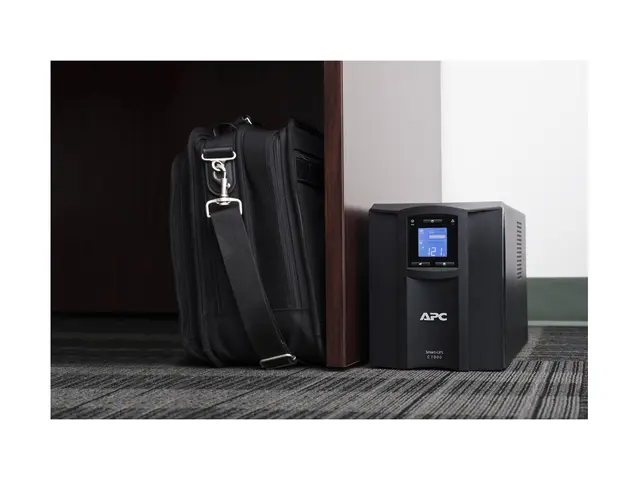 APC Smart-UPS SMC1000IC - UPS - AC 220/230/240 V - 600 watt - 1000...