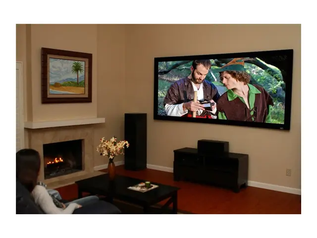 Elite Screens Lunette Series CURVE135WH1 - Projeksjonsskjerm - veg...