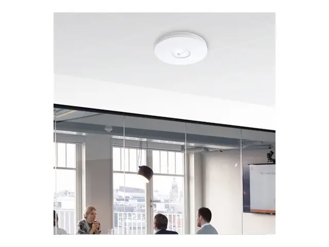 TP-Link Omada - Trådløst tilgangspunkt Wi-Fi 6 2.4 GHz, 5 GHz skys...