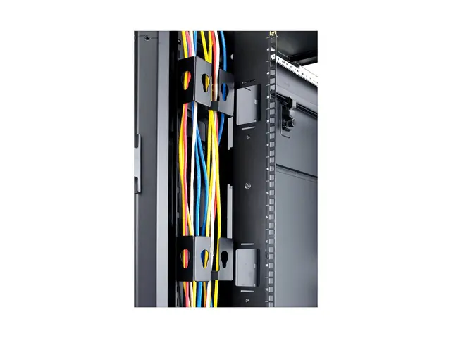 APC Cable Containment Brackets with PDU Mounting - PDU-monteringsb...