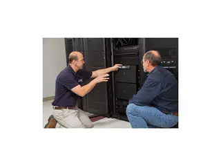 APC Scheduled Assembly Service and Start-Up Service Installering - p&#229; stedet - for P/N: SYA12K16RMICH, SYA8K16PX798, SYA8K8PX798, SYAF16KBXRMT, SYH6K6T, SYP12K12RMT-2TF2