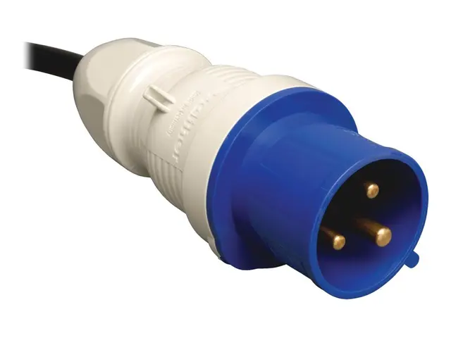 Eaton 7.4kW Single-Phase Switched PDU, LX Interface, 230V Outlets ...