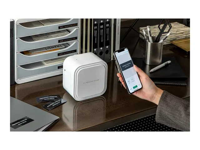 Brother P-Touch Cube Pro PT-P910BT - Etikettskriver - termotransfe...