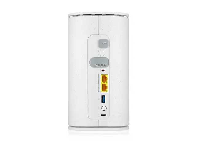 Zyxel Nebula FWA515 - Trådløs ruter WWAN 1GbE, 2.5GbE, Wi-Fi 7, 5G...
