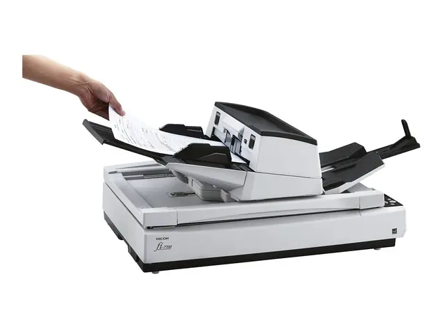 Ricoh fi-7700 - Dokumentskanner Trippel CCD Dupleks ARCH B 600 dpi...