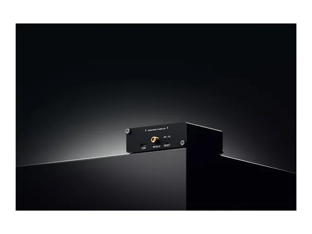 Teltonika TRM142 - Trådløs ruter WWAN 4G, 3G, 2G DIN-skinnemonterb...