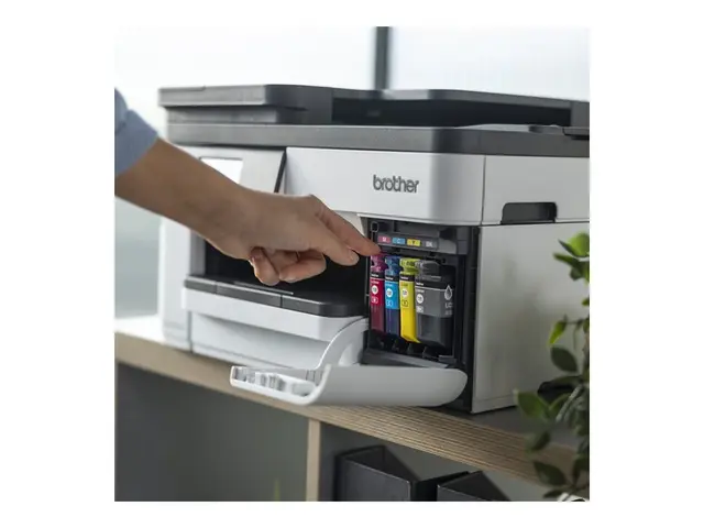 Brother LC528BK - Svart - original - pute pakke - blekkpatron - fo...