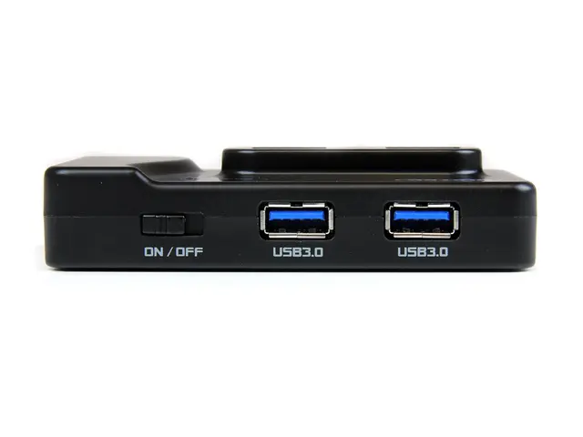 StarTech.com 7 Port USB Hub - 2 x USB 3A, 4 x USB 2A, 1 x Dedicate...