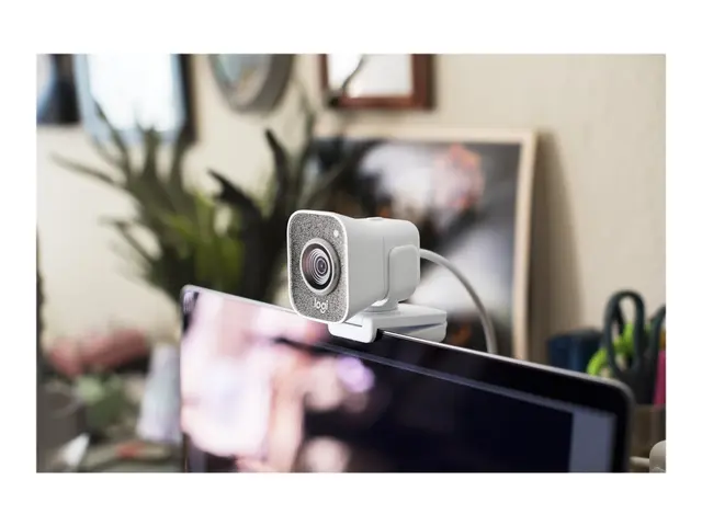 Logitech StreamCam - Direktestrømningskamera farge 1920 x 1080 108...