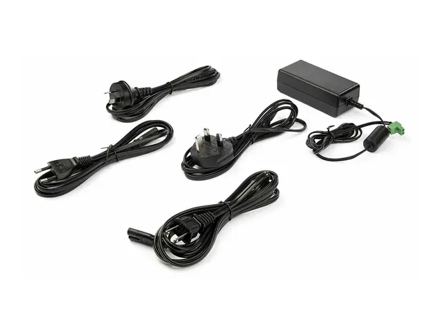 StarTech.com Universal DC Power Adapter - Industrial USB Hubs - 20...