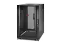 APC NetShelter SX - Rack skap - svart 18U - 19" - TAA-samsvar - for P/N: SMTL1500RM3UC, SMTL1500RMI3UC, SRT2200RMXLAUS, SRTL3KRM1UC, SRTL3KRM1UNC
