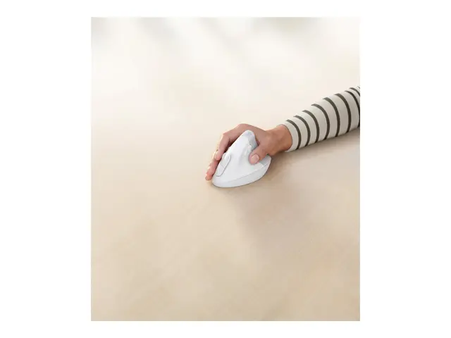 Logitech Lift for Business - Vertikal mus ergonomisk 6 knapper trå...