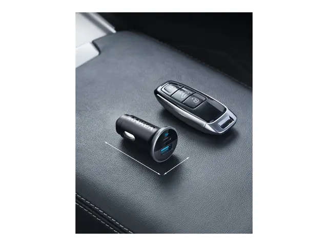 Anker 323 - Bilstrømadapter 52.5 watt 3 A IQ 3.0, Fast Charge 2 ut...