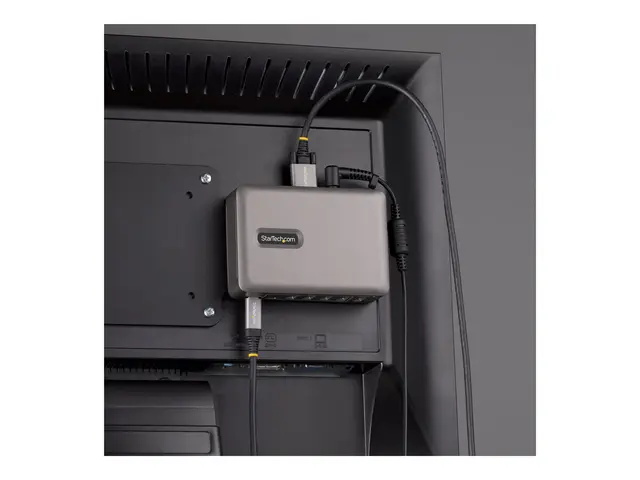 StarTech.com 10-Port USB-C Hub, 8x USB-A + 2x USB-C, Self-Powered ...