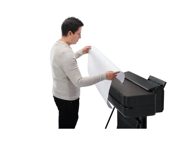 HP DesignJet T650 - 24" storformatsskriver farge ink-jet Rull A1 6...