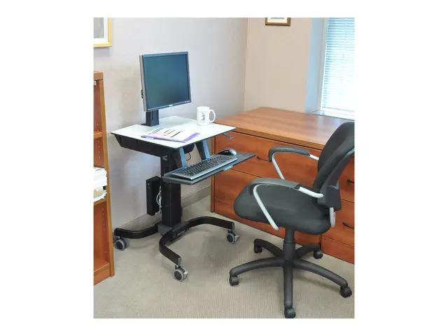Ergotron WorkFit-C Single LD - Sitte/stående arbeidsstasjon mobil ...