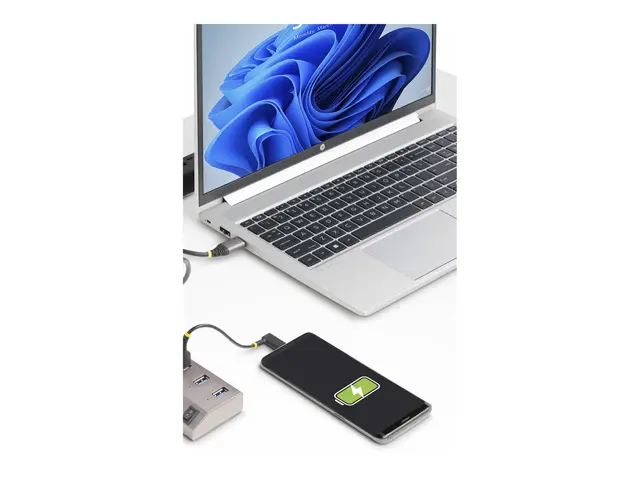 StarTech.com 7-Port Self-Powered USB-C Hub with Individual On/Off ...