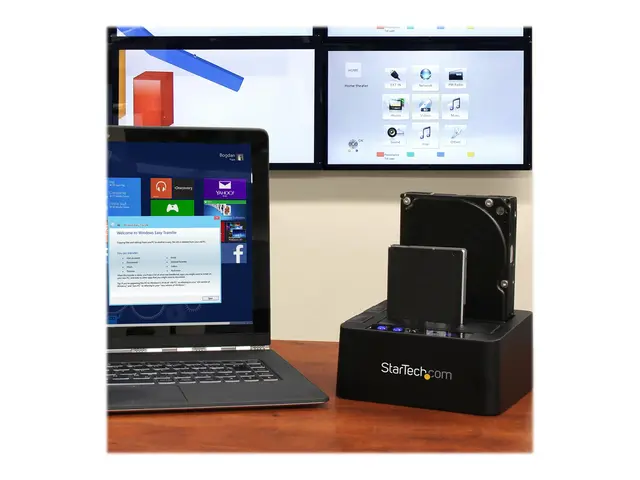 StarTech.com Standalone Hard Drive Duplicator, Dual Bay HDDSSD Clo...