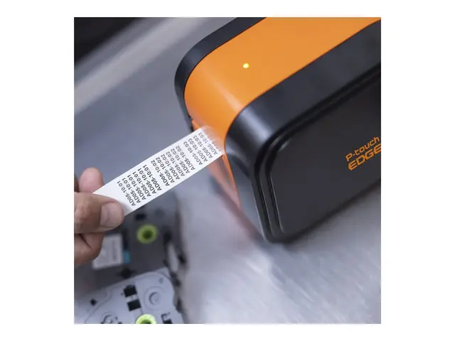 Brother P-Touch Cube Pro PT-E920BT - Etikettskriver - termotransfe...
