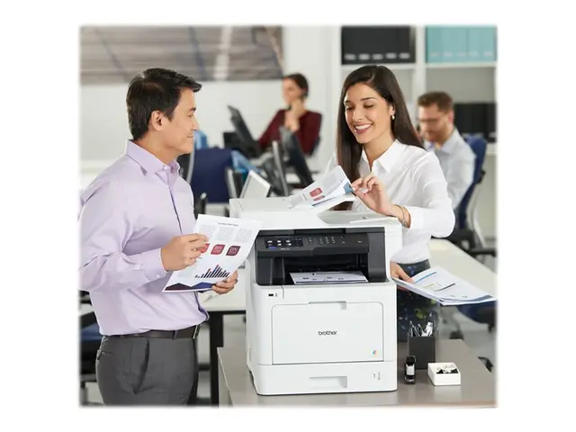 Brother MFC-L8900CDW - Multifunksjonsskriver - farge - laser - 215...