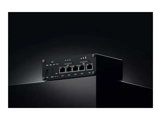 Teltonika RUTM54 - Trådløs ruter WWAN 4-portssvitsj 1GbE, PPP Wi-F...