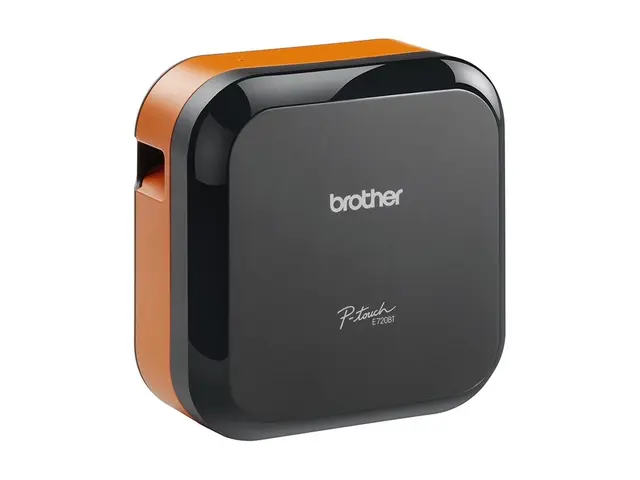 Brother P-Touch PT-E720BT - Etikettskriver termotransfer Rull (2,4...