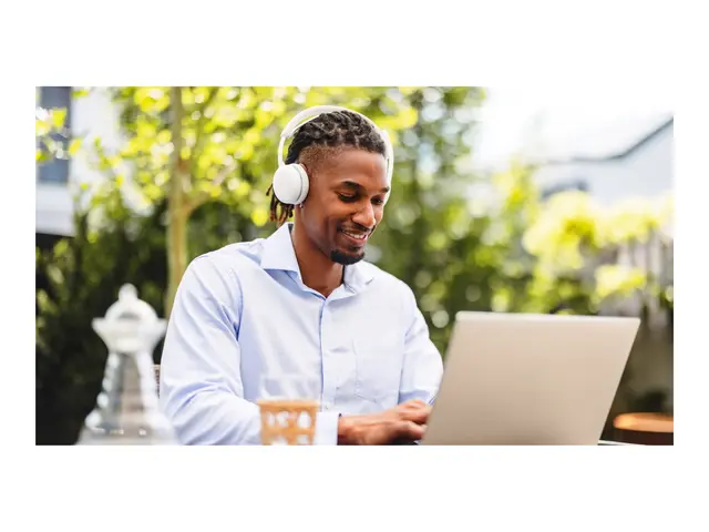 Logitech Zone Wireless 2 ES - Hodesett on-ear Bluetooth trådløs, k...