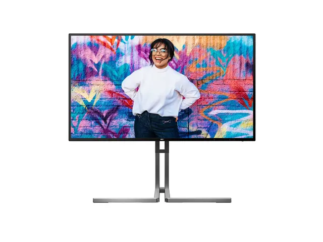 AOC U27U3CV - Graphic Pro Series LED-skjerm - 27" - 3840 x 2160 4K @ 60 Hz - Nano IPS - 350 cd/m² - 1300:1 - DisplayHDR 400 - 4 ms - 2xHDMI, DisplayPort, 2xUSB-C - høyttalere - svart 