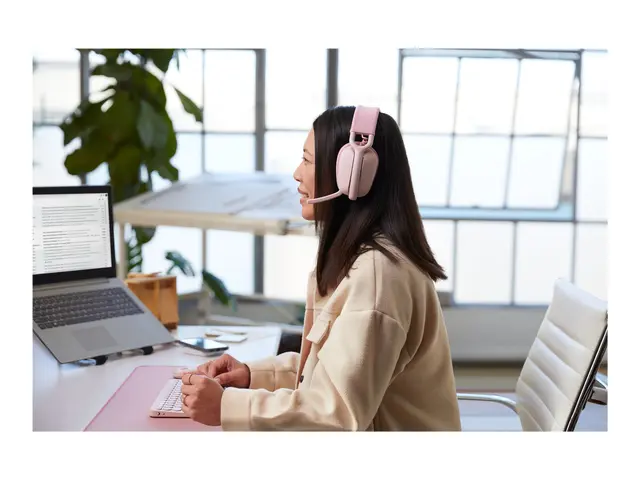 Logitech Zone Vibe 100 - Hodesett full størrelse Bluetooth trådløs...