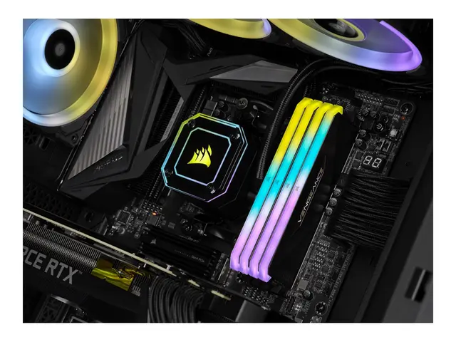 CORSAIR Vengeance RGB RT - DDR4 sett 32 GB: 4 x 8 GB DIMM 288-pin ...