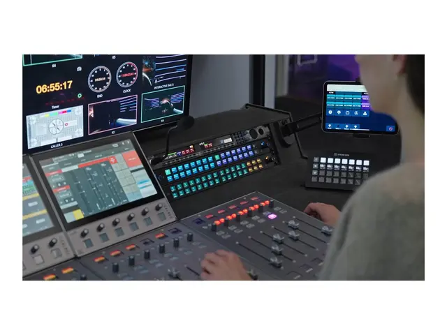Elgato Stream Deck Studio - Tastegruppe - med NFC - bakbelysning -...