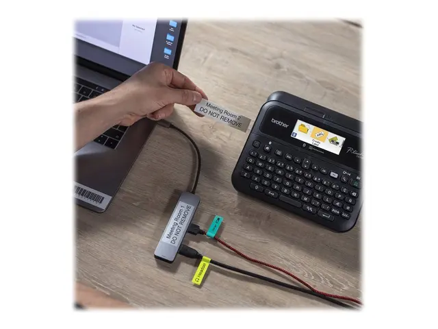 Brother P-Touch PT-D610BTVP - Etikettmaker S/H termotransfer 24 mm...