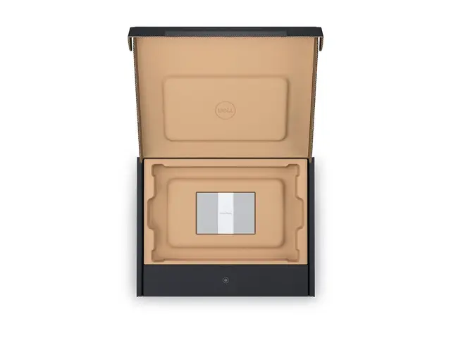 Dell Latitude 3550 (version 2024) - 15.6" Intel Core i7 1355U 16 G...