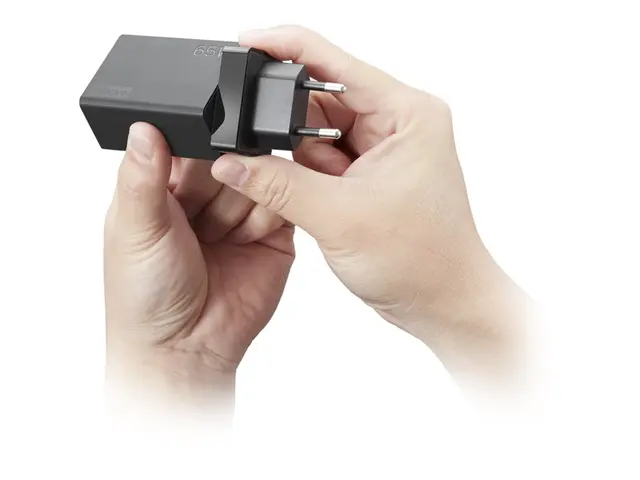 Lenovo 65W USB-C Travel Adapter - Strømadapter - AC 100-240 V - 65...