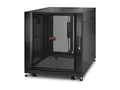 APC NetShelter SX - Rack skap - svart 12U - 19" - TAA-samsvar - for P/N: SMTL1500RM3UC, SMTL1500RMI3UC, SRT2200RMXLAUS, SRTL3KRM1UC, SRTL3KRM1UNC