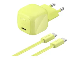 Belkin BoostCharge - Strømadapter - kompakt 30 watt - PD, Fast Charge (USB-C) - på kabel: USB-C - grønn - med USB-C-kabel (2m)