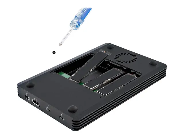 StarTech.com 4 Bay Thunderbolt 3 NVMe Enclosure, For M.2 Solid Sta...