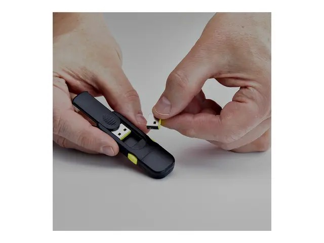 Startech - Støvdeksel - USB-A, snap-in, reusable (en pakke 25)